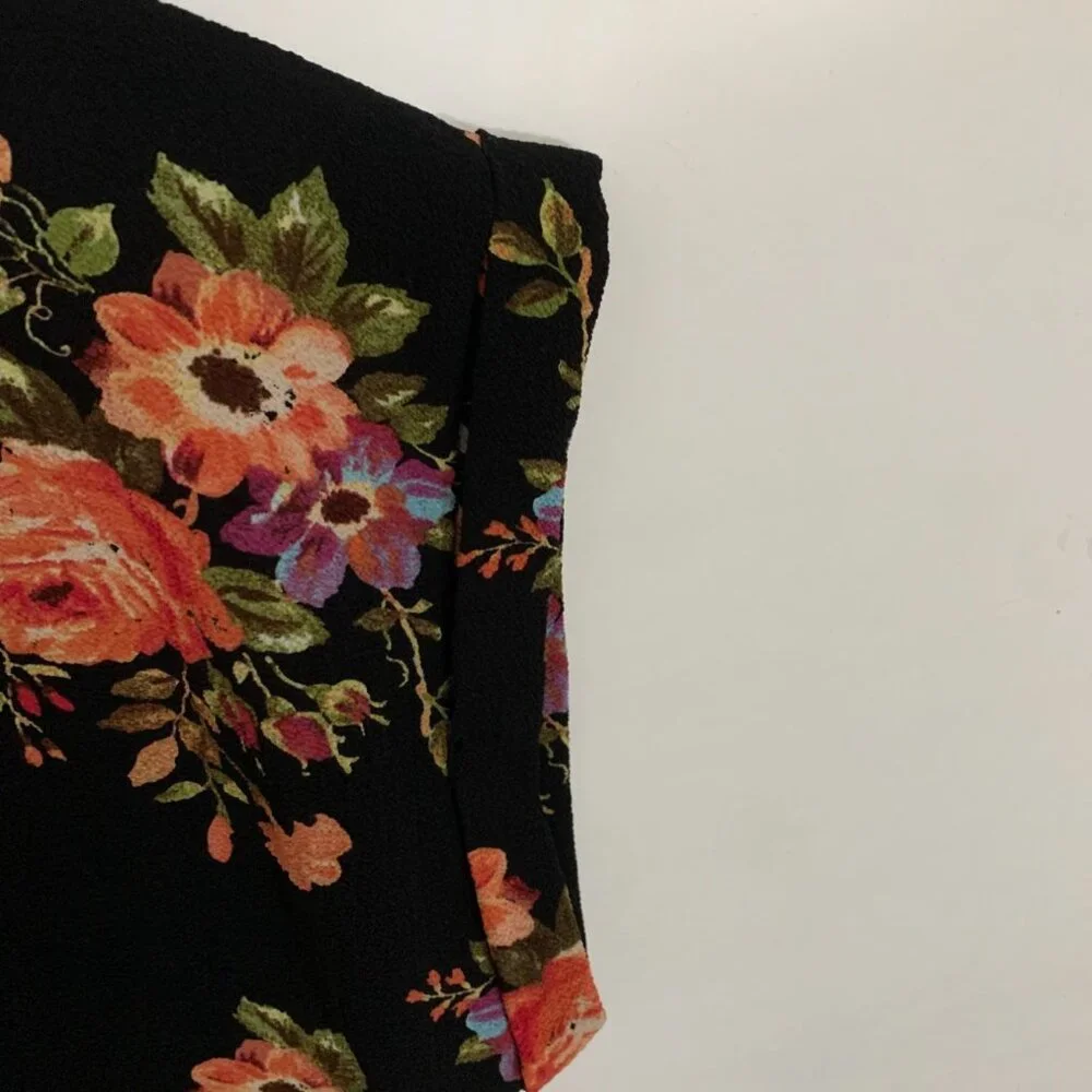 Torina Black Floral Flowy‎ V-Neck Zip Accent Size Large Business Casual - Picture 3 of 13